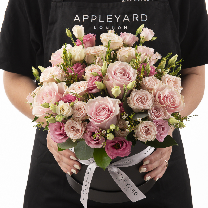 Pink Roses & Lisianthus Hatbox - Designed By Luxury Florist - Hatbox Flowers - Affection Hatbox Flower Bouquet - Next Day Flower Delivery UK